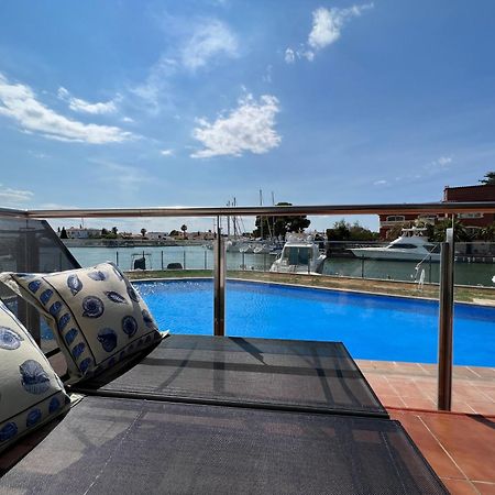Blau Apartamento Frente A Los Canales Y Las Puestas De Sol De 로지즈 외부 사진