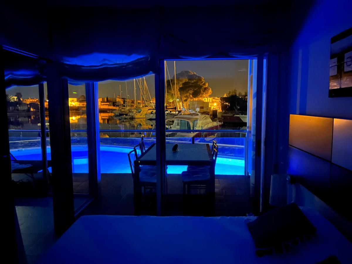 Blau Apartamento Frente A Los Canales Y Las Puestas De Sol De 로지즈 외부 사진