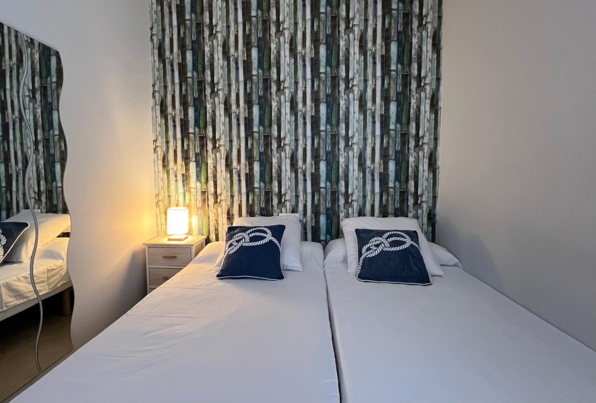 Blau Apartamento Frente A Los Canales Y Las Puestas De Sol De 로지즈 외부 사진